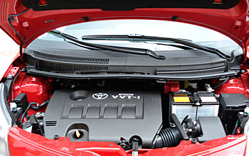 Запуск двигателя авто